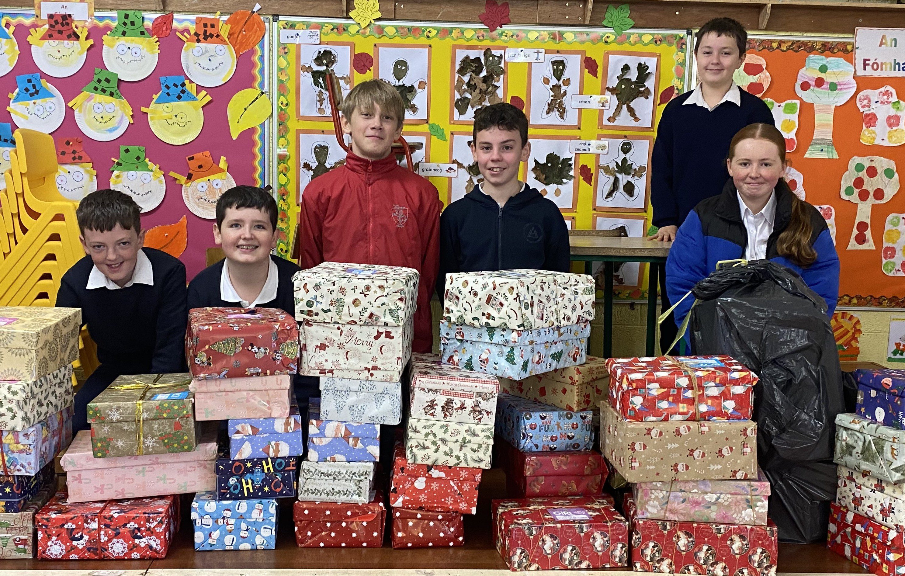 Achomharc Bosca Bróg na Nollaig(Christmas Shoebox appeal)